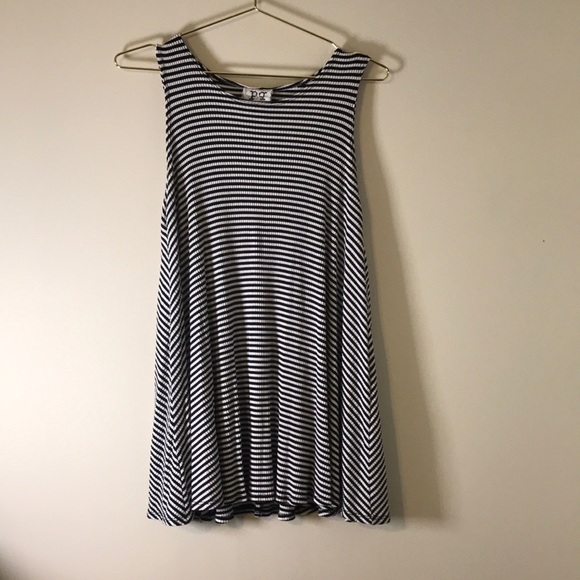 Striped Tank Top - Picture 2 of 4